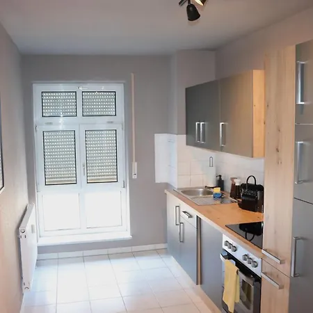 - One / Netflix Balkon Wifi * Chemnitz