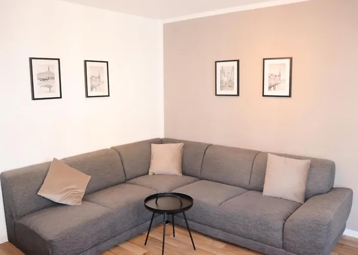 - One / Netflix Balkon Wifi Daire *